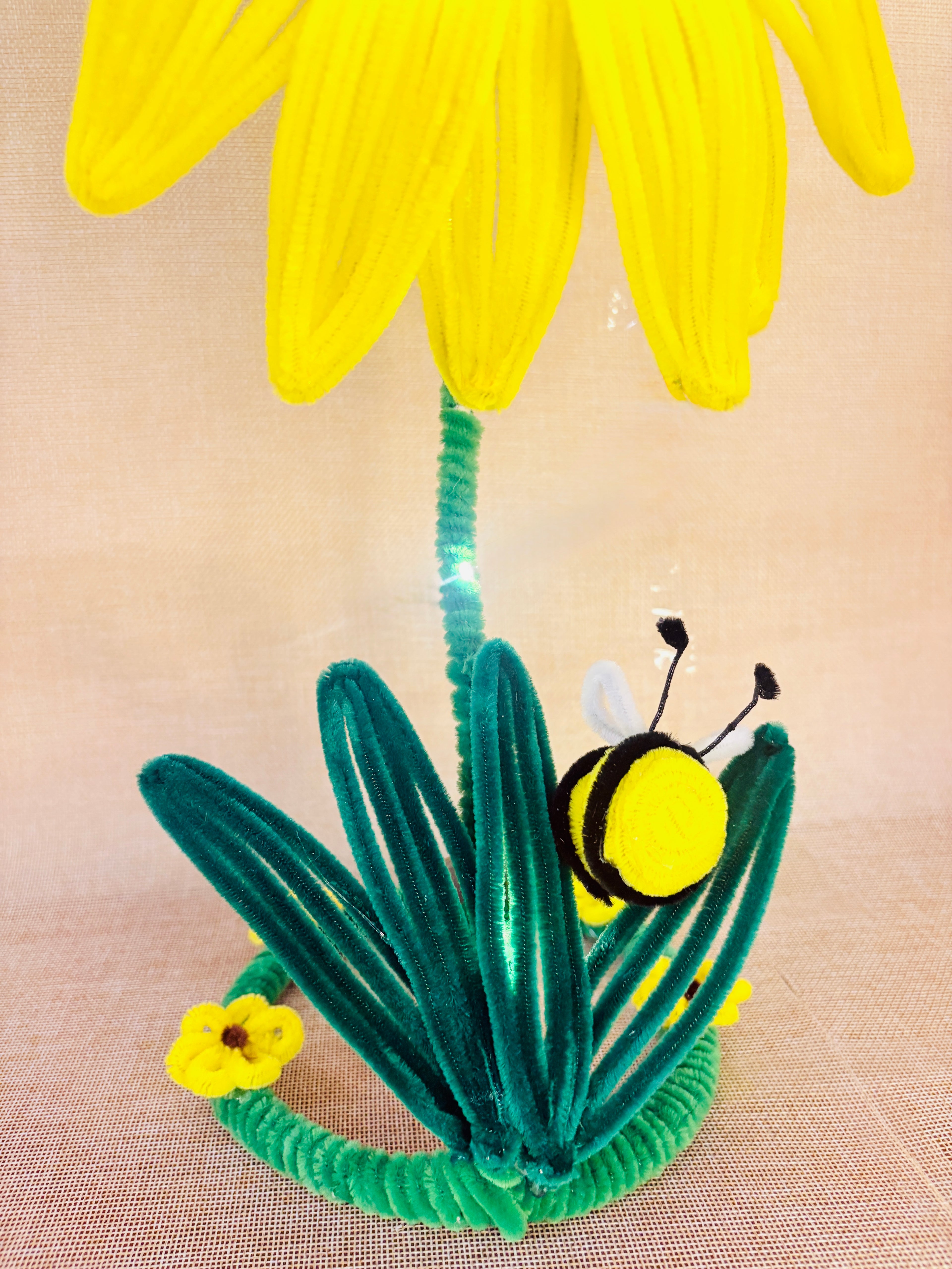 The Radiant Sunflower Lamp
