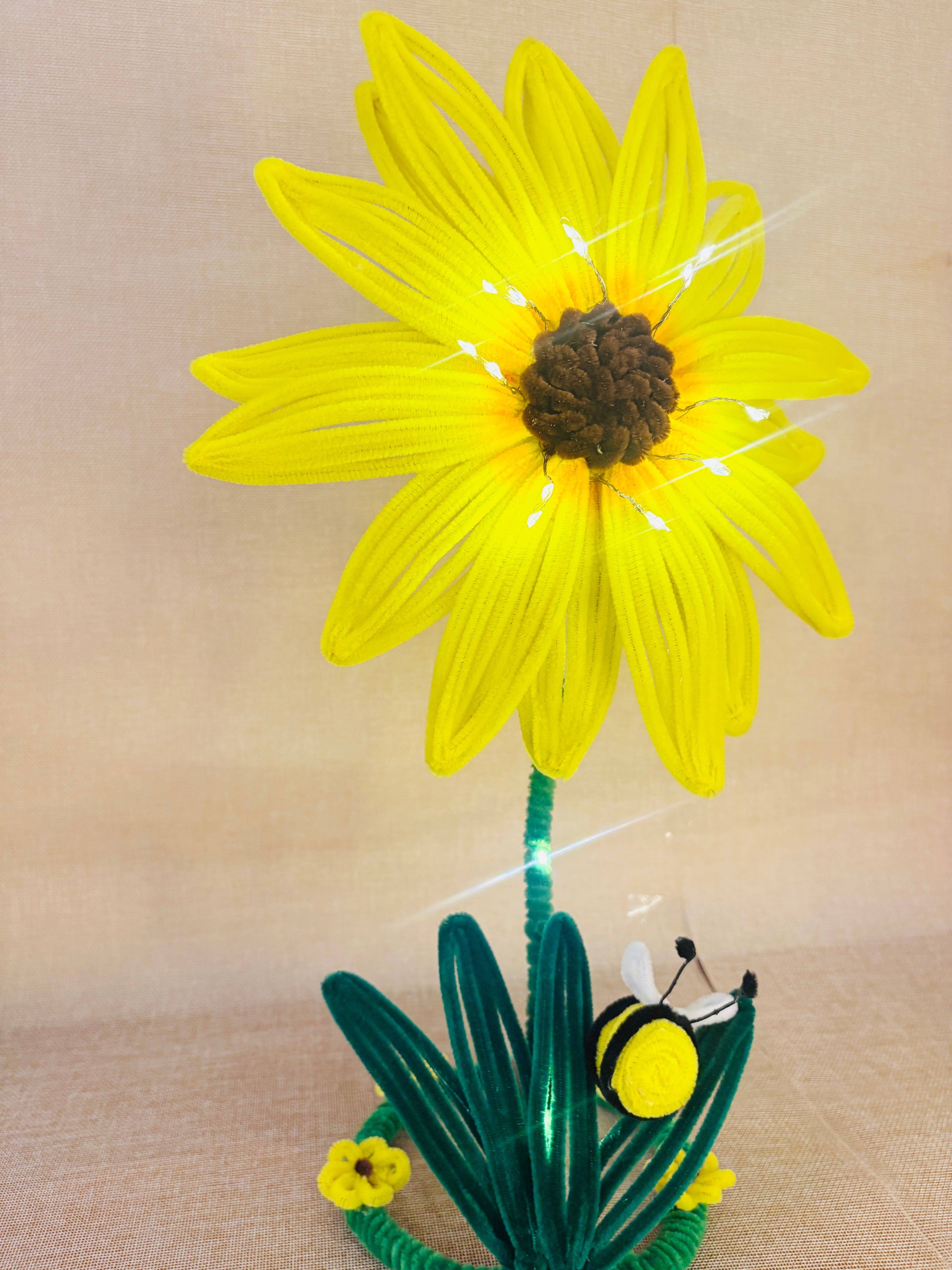 The Radiant Sunflower Lamp