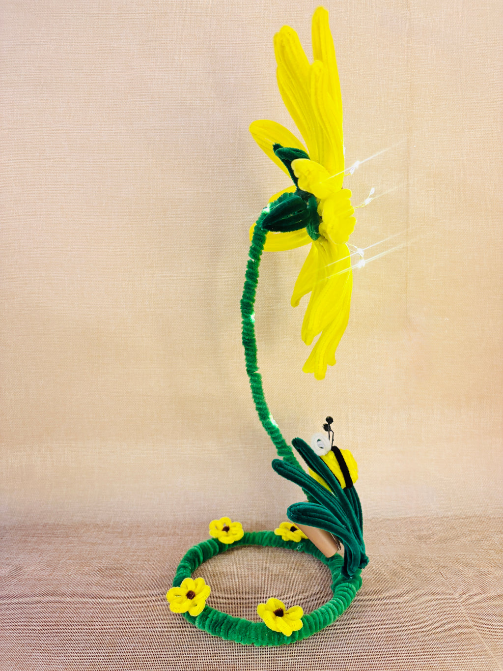 The Radiant Sunflower Lamp